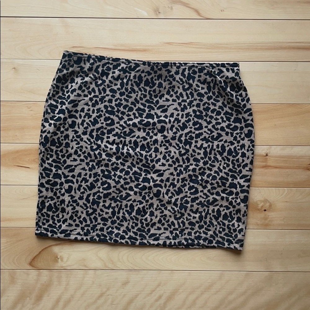 Cheetah pencil skirt
